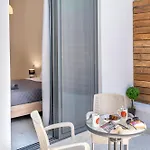 2 Bedroom Koshomes1 *
