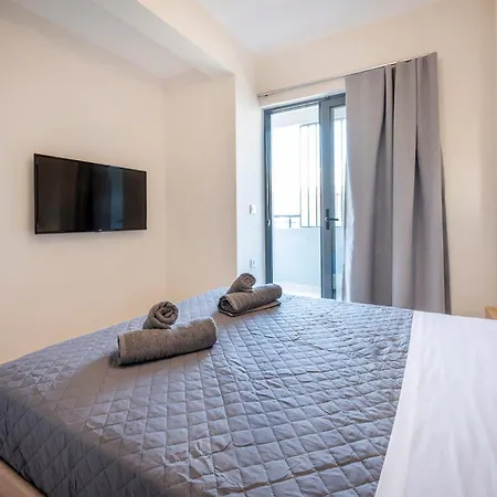 2 Bedroom Koshomes1 Daire