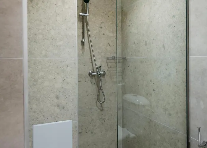 2 Bedroom Koshomes1 Appartement