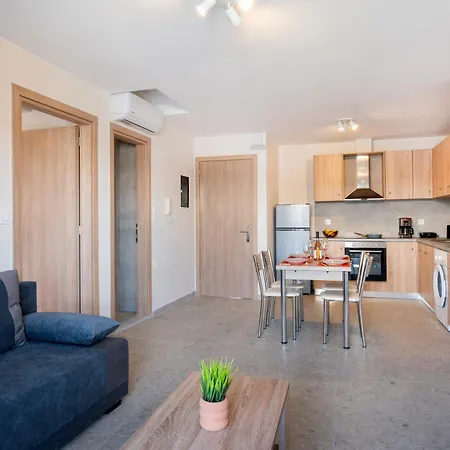 2 Bedroom Koshomes1 *