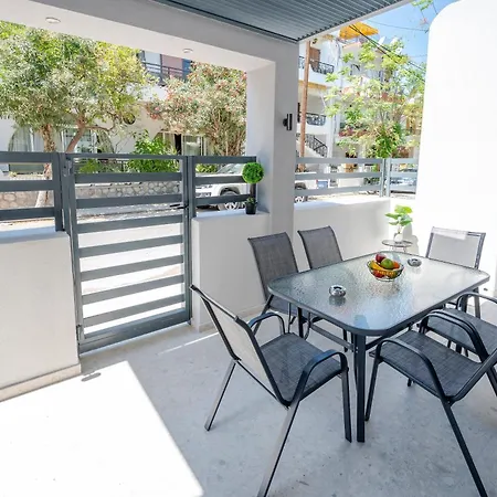 Apartament 2 Bedroom Koshomes1