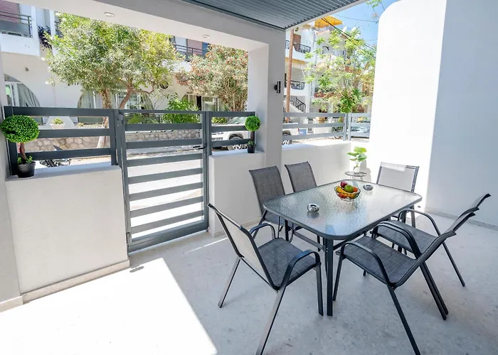 Διαμέρισμα 2 Bedroom Koshomes1